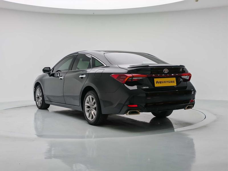 Toyota Asian Dragon 2021