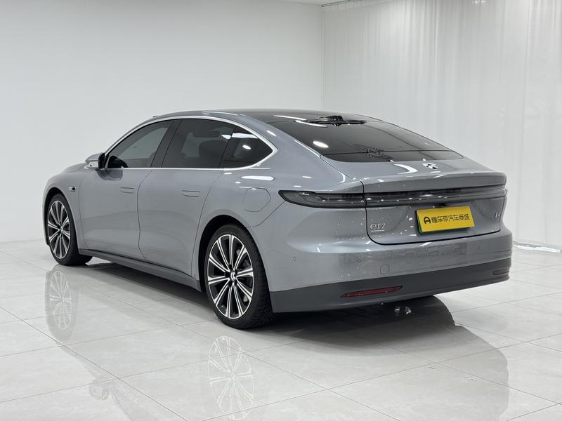 NIO NIO ET7 2024