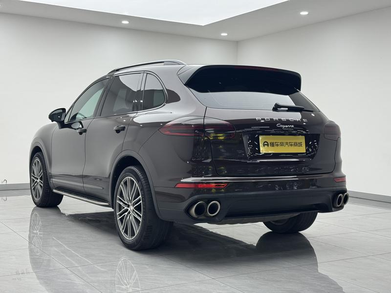 Porsche Cayenne 2016