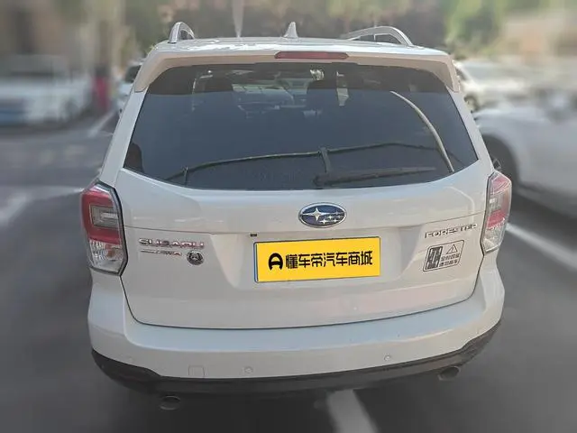 Subaru FORESTER Forester 2.0i Fashion Navigation Version