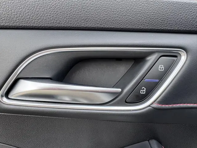MG MG6 1.5T automatic tide-leading smart version