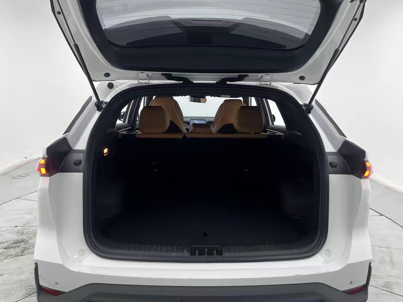 Geely Galaxy Galaxy L7 2024
