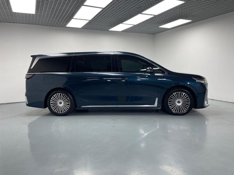 Voyah Lantu Dreamer PHEV 2025