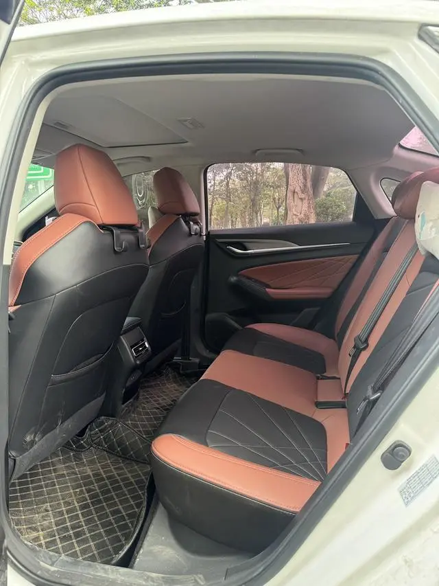 Changan Yidong PLUS Blue Whale NE 1.4T GDI DCT Premium Type