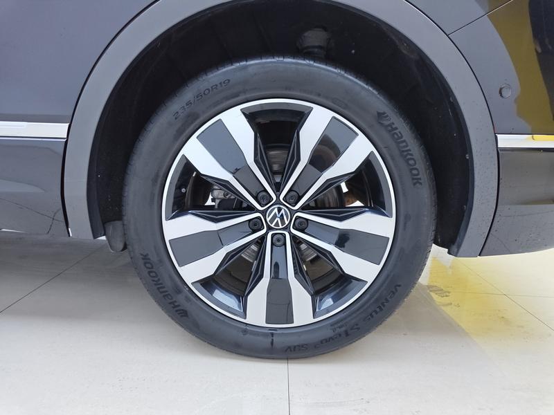 Volkswagen Tiguan L 2022