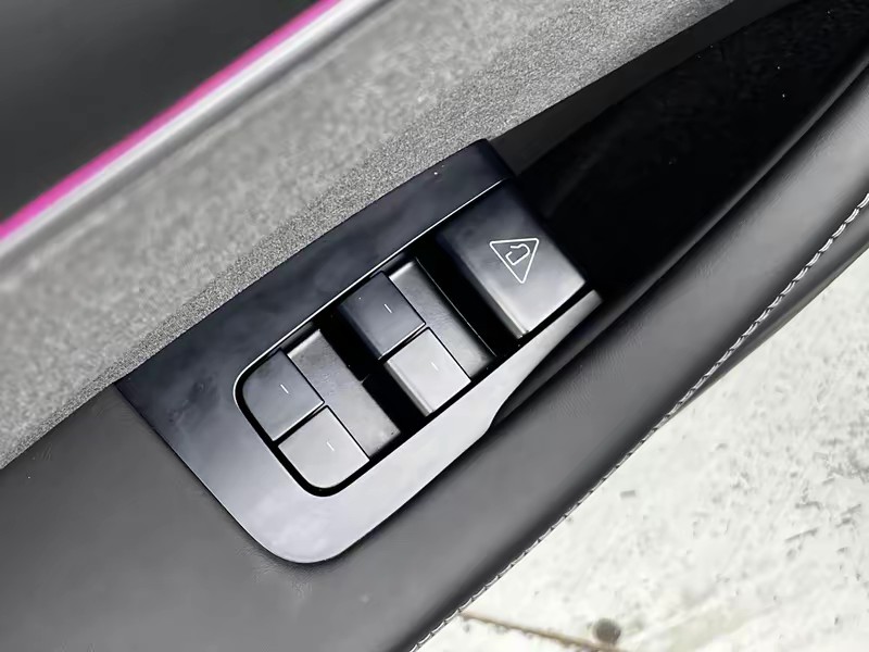 Tesla Model 3 2025