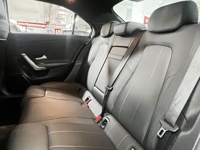 Mercedes-Benz Mercedes-Benz A-class A 200 L sports sedan dynamic Version
