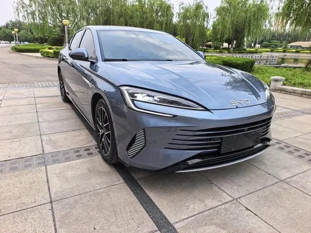 BYD Seal DM DM-i 1.5T 121KM flagship type