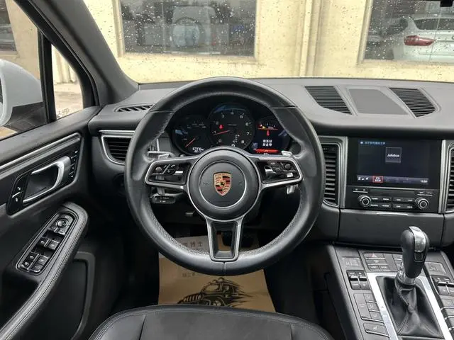 Porsche Macan Macan 2.0T