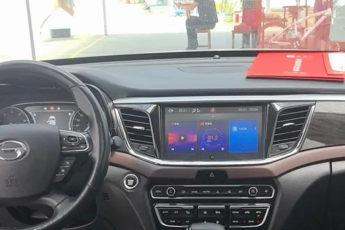 GAC Trumpchi GS8 320T two-wheel drive premium edition 7 seats