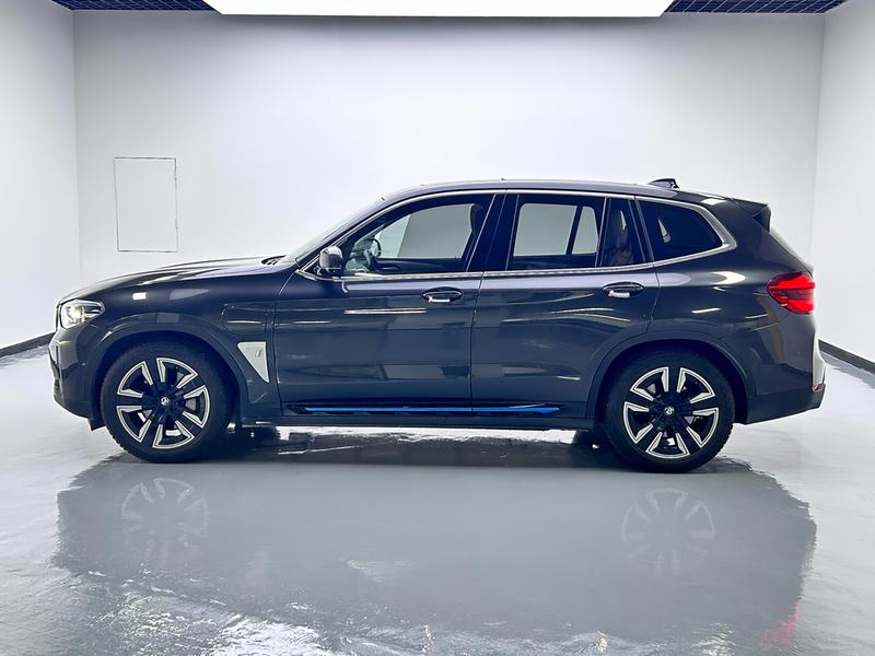 BMW BMW iX3 2021