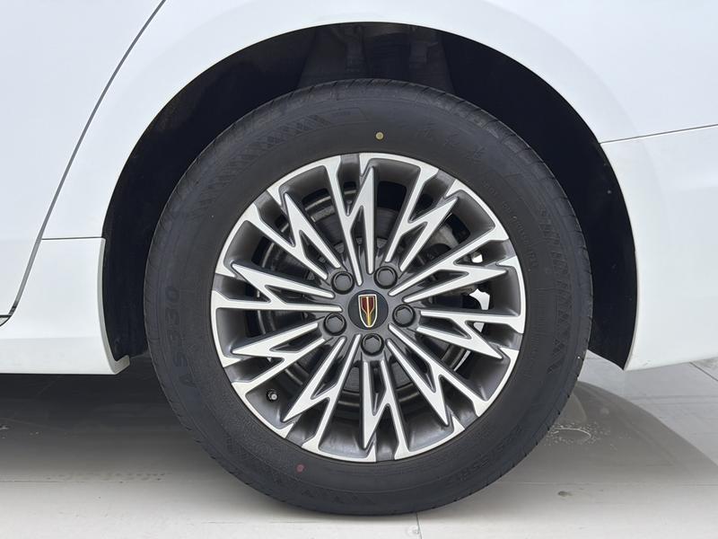 Hongqi Red Flag H5 2024