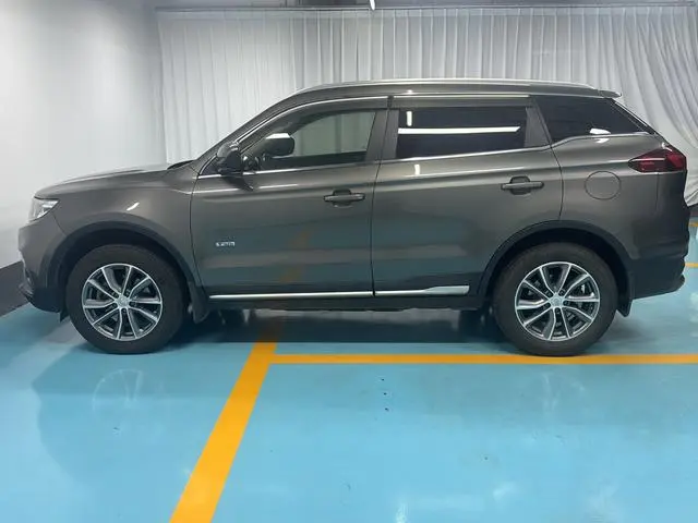 Geely Boyue 1.8TD DCT two-wheel drive intelligent 4G connected version