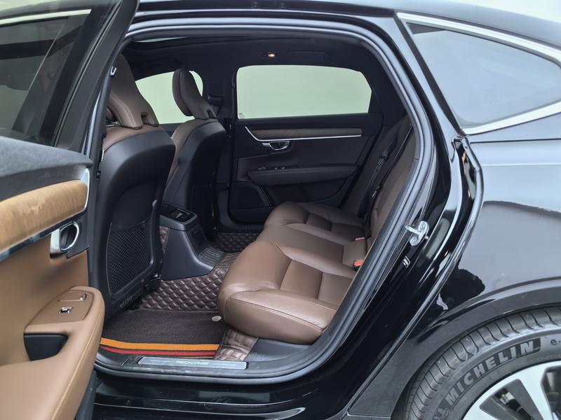Volvo Volvo S90 PHEV 2024