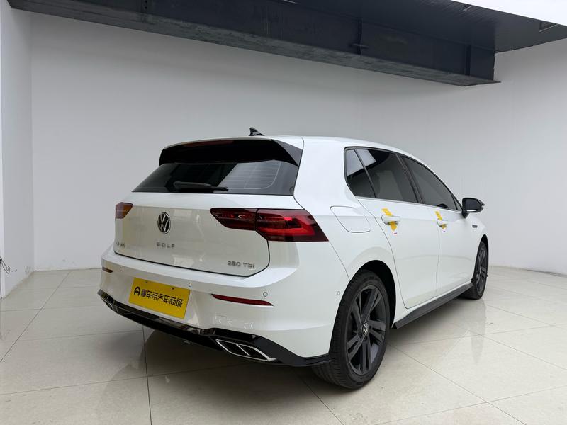 Volkswagen golf 2023