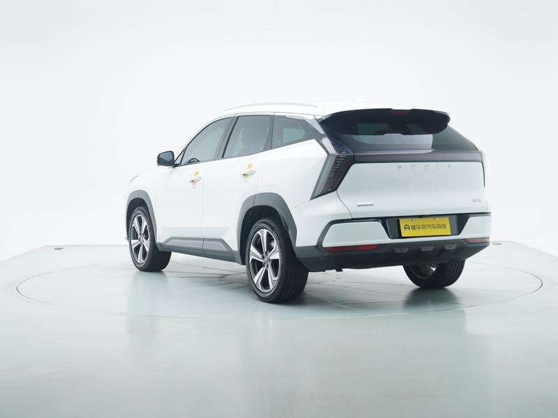 Geely Boyue L 2025