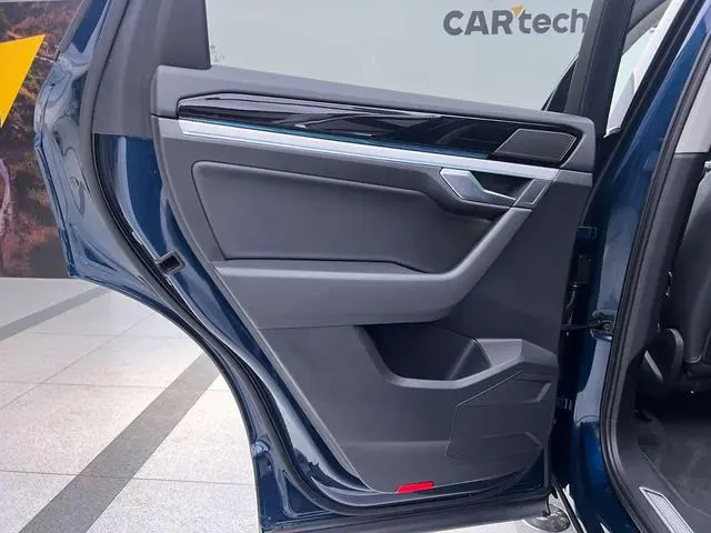 Volkswagen Touareg 3.0 TSI Sharp Edition