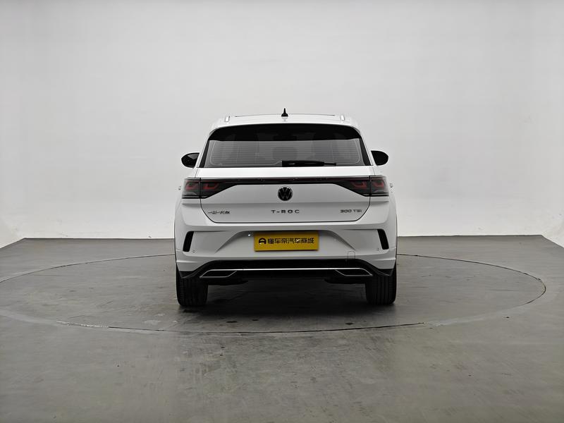 Volkswagen T-Roc 2024