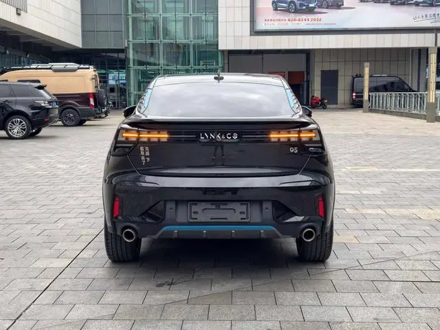 LYNK & CO Lynk 05 2.0TD two-wheel drive Halo