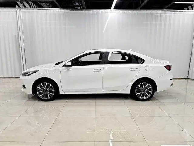 Kia Kia K3 1.5L IVT Fashion Edition