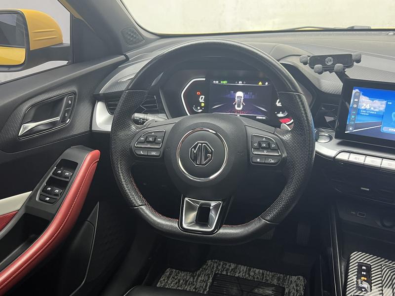 MG MG5 2021