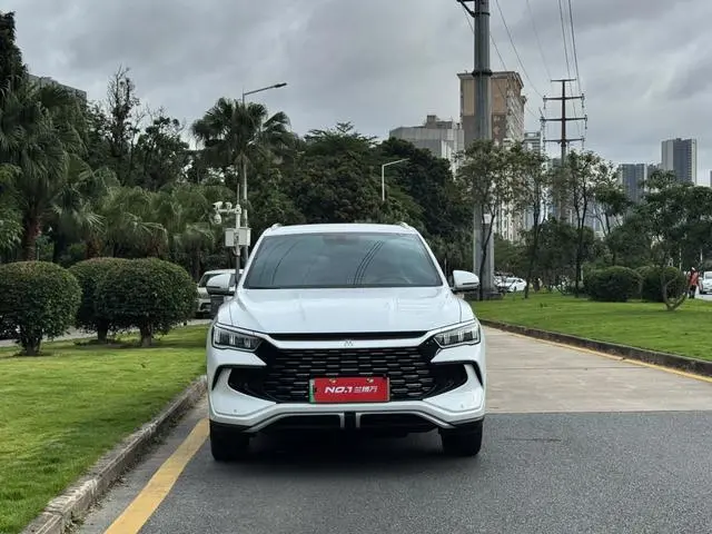 BYD Song Pro DM DM-i Champion Edition 71km Leading Type