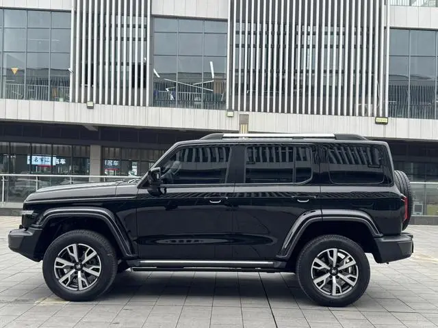 Tank Tank 300 City version 2.0T is very stylish