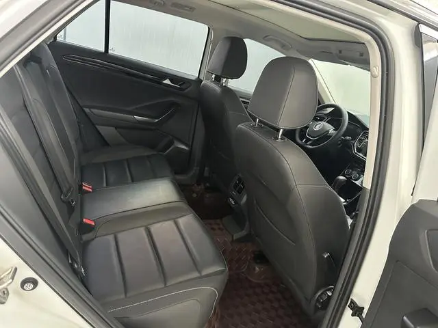 Volkswagen Exploring songs 280TSI DSG two-wheel drive Shuxiang Zhilian Edition