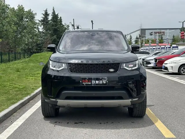 Land Rover discover 3.0 V6 HSE LUXURY