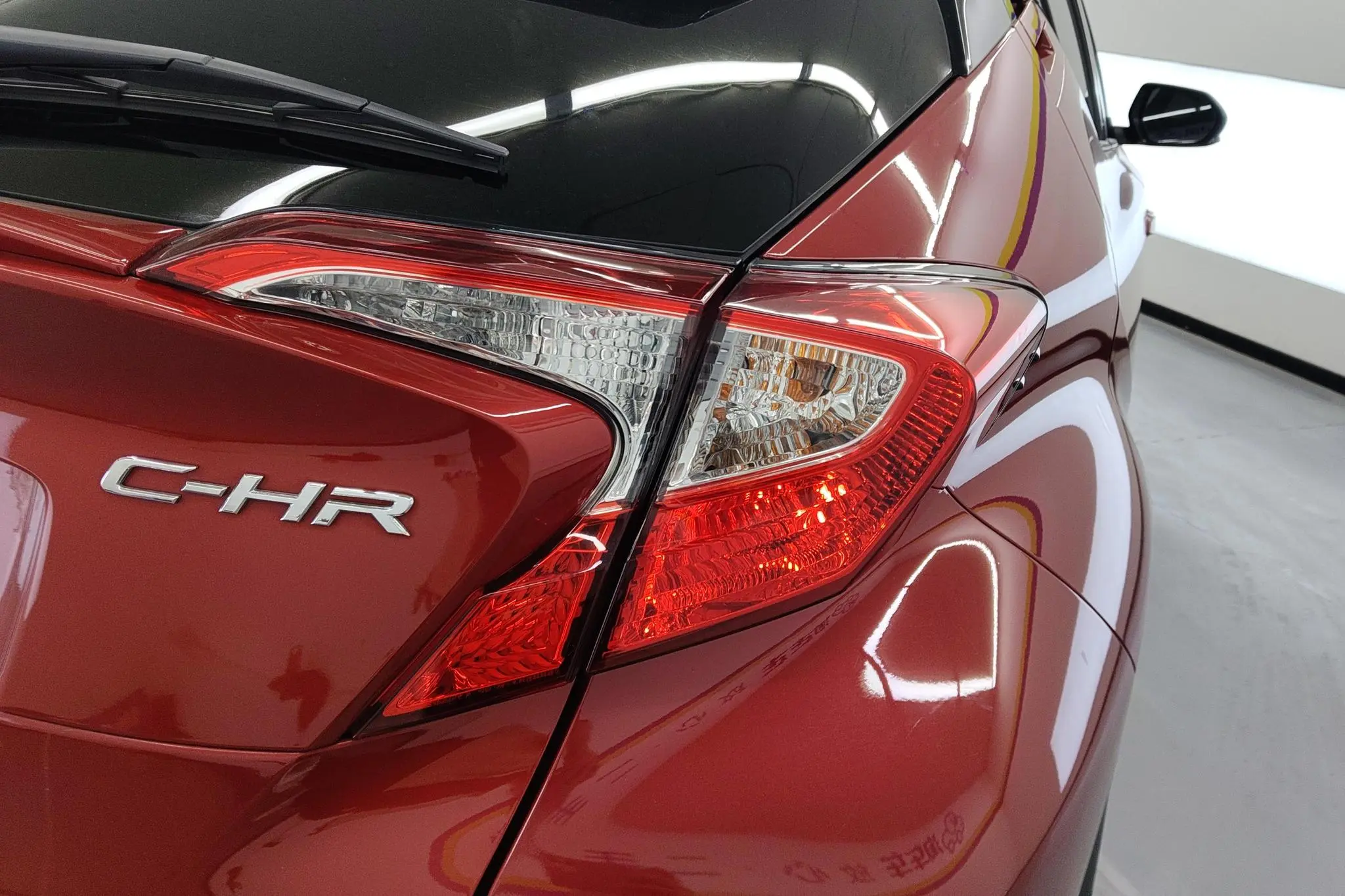 TOYOTA Toyota C-HR 2.0L leading skylight version country VI