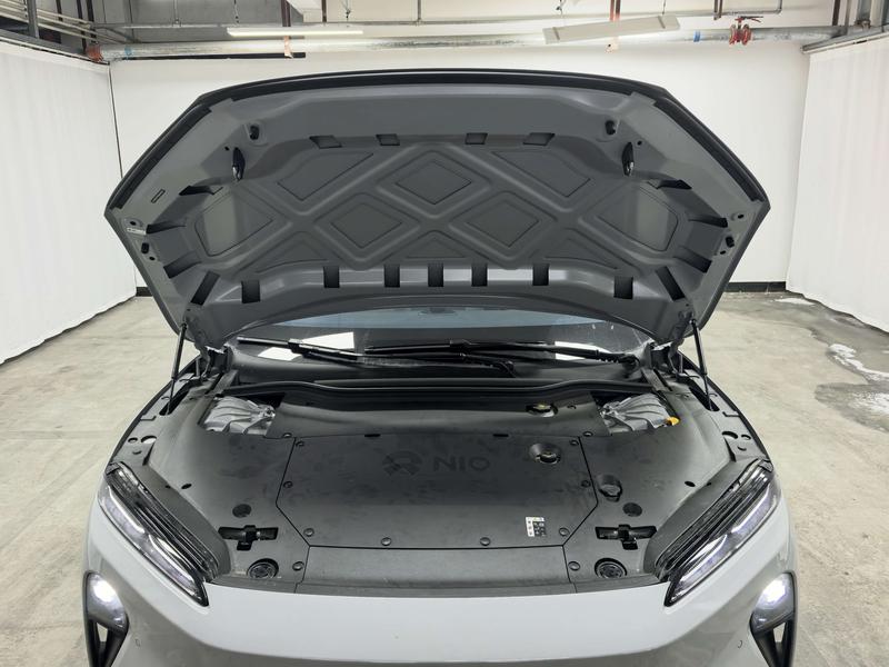 NIO NIO ET5 2024
