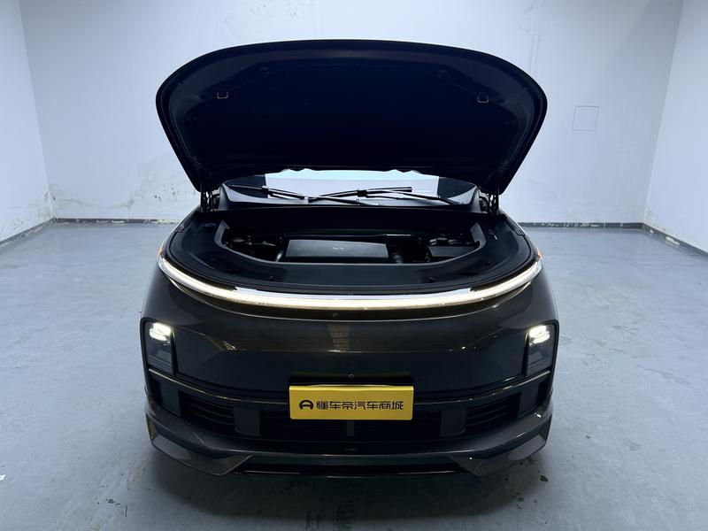 Li Auto Ideal L9 2023