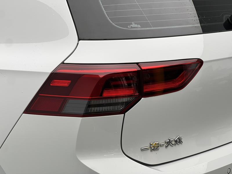 Volkswagen golf 2023