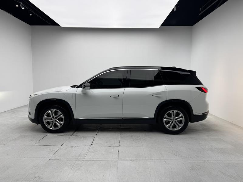 NIO NIO ES8 2020