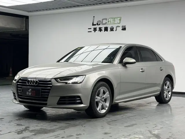 Audi Audi A4L 30th anniversary type 40 TFSI aggressive type