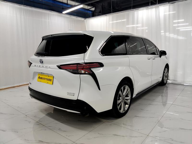 Toyota Sienna 2023
