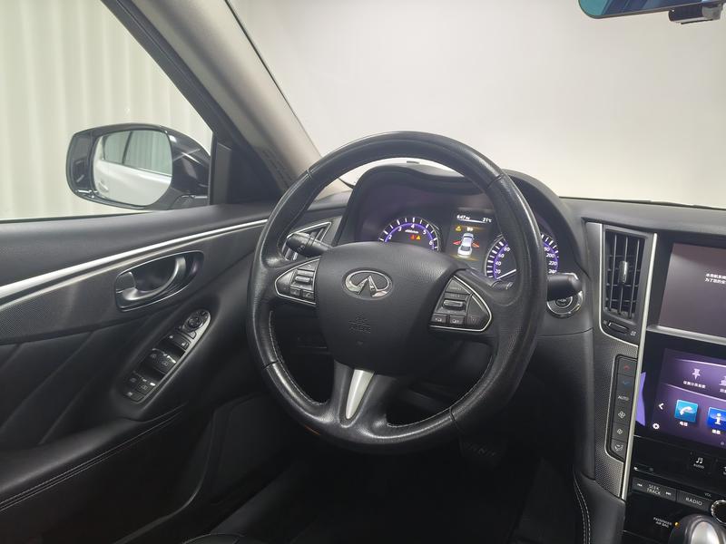 Infiniti Infiniti Q50L 2015