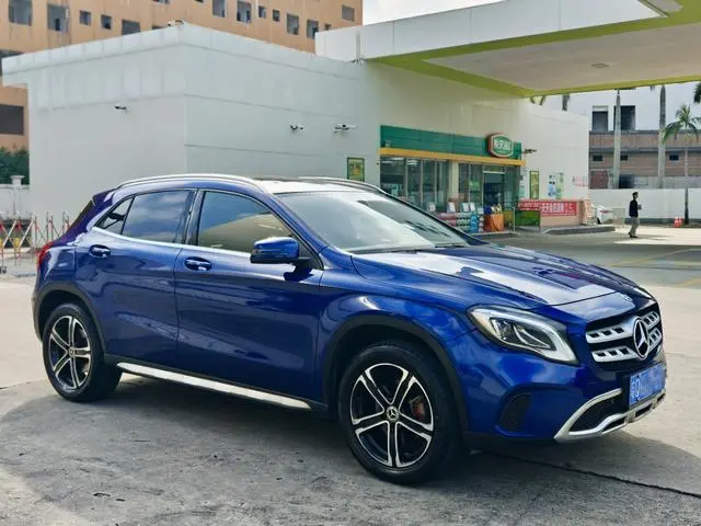 Mercedes-Benz Mercedes-Benz GLA GLA 200 fashion type