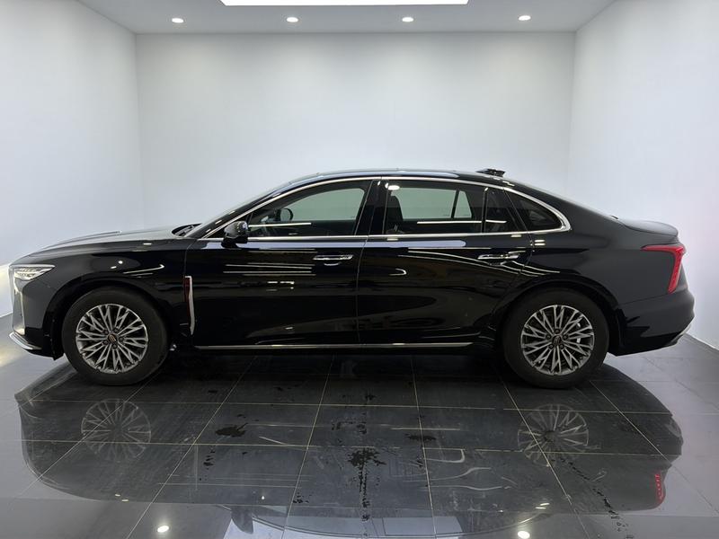 Hongqi Red Flag H5 2024