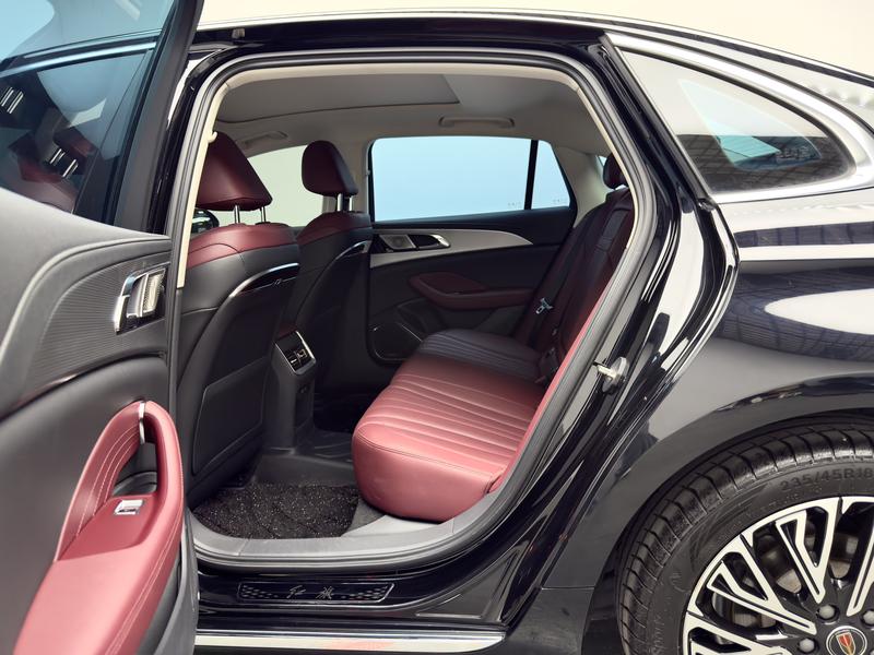 Hongqi Red Flag H5 2024