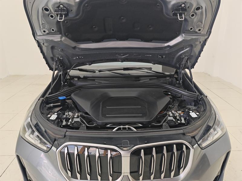 BMW BMW iX1 2024