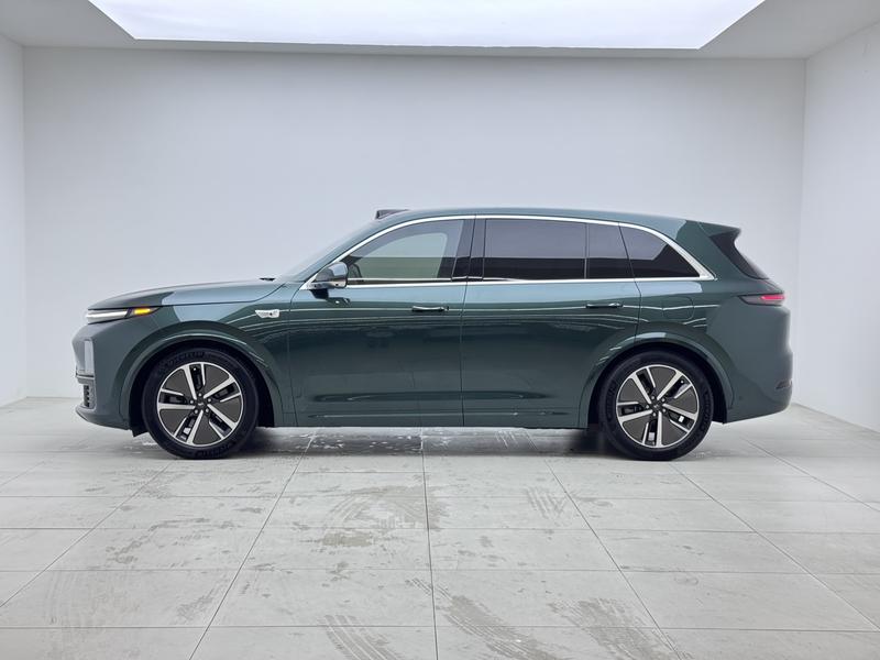 Li Auto Ideal L7 2024