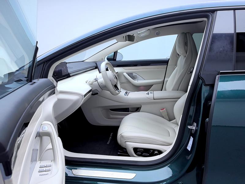 Luxeed Zhijie S7 2026