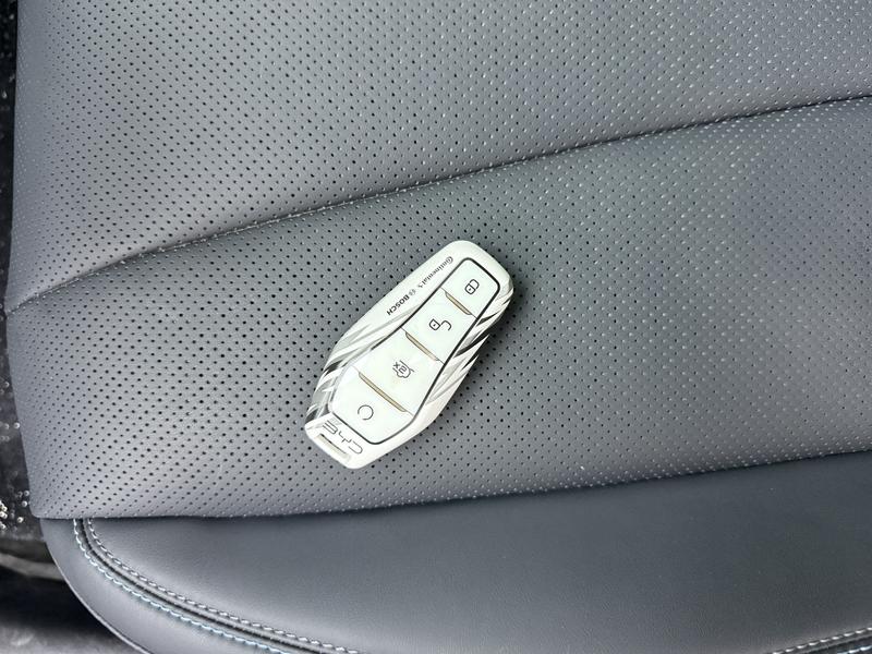BYD seal 2025