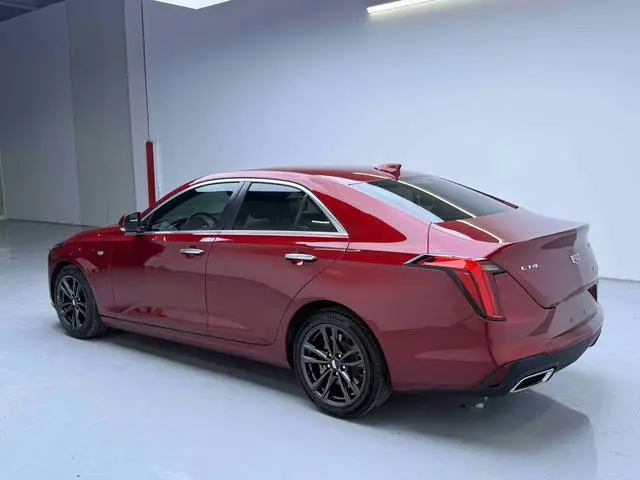 Cadillac Cadillac CT4 28T luxury