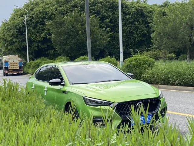 MG MG6 1.5T Automatic Trophy Ultimate Edition