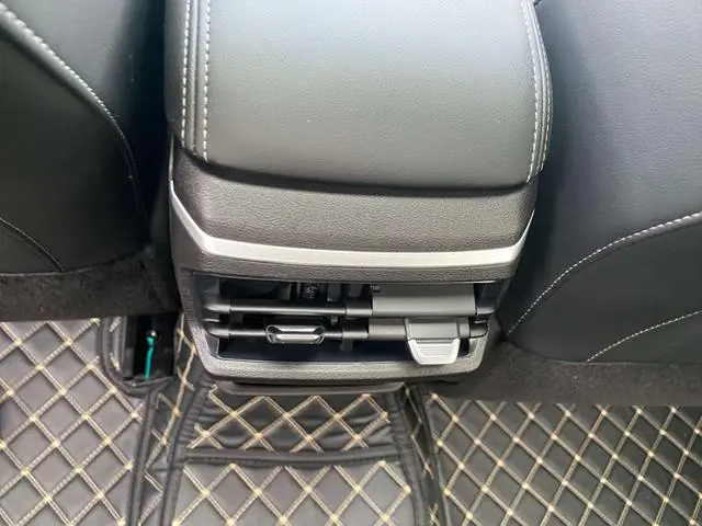 Geely Emgrand 4th generation Champion Edition 1.5L CVT Luxury