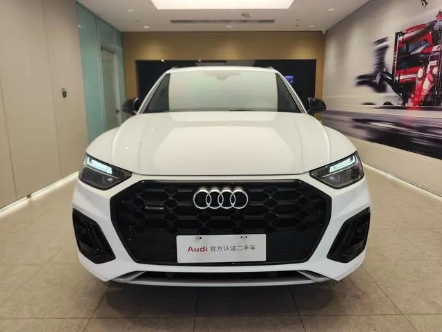 Audi Audi Q5L 40T luxury dynamic type