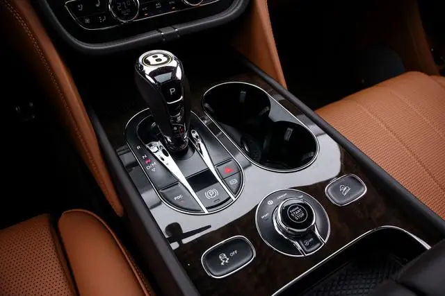 Bentley Tim Yue 4.0T V8