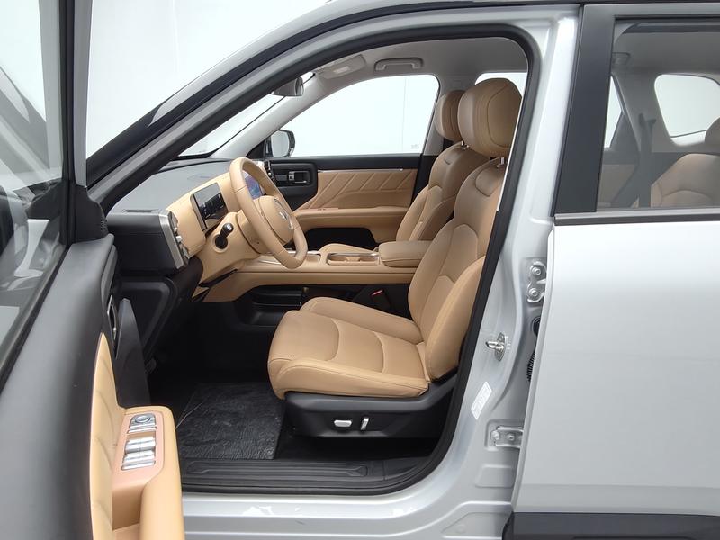 Wuling Starlight 560 PHEV 2026